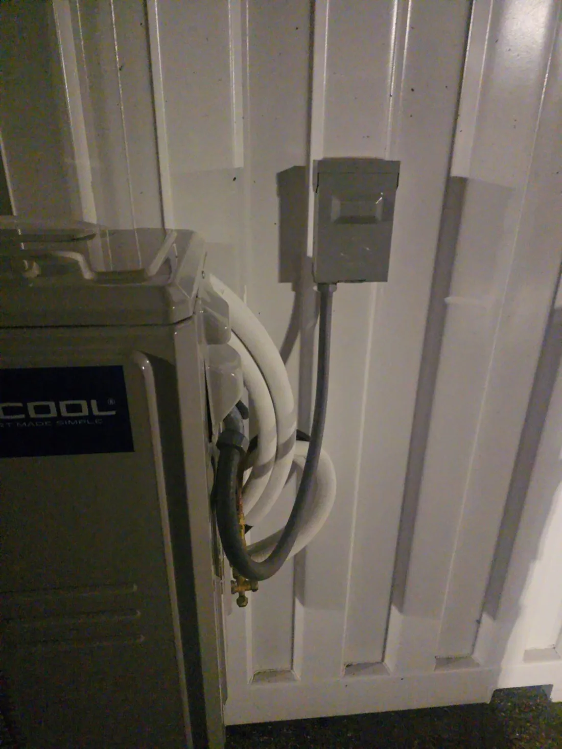New 240-volt circuit installed with disconnect box on basement wall — Zomg The Handyman