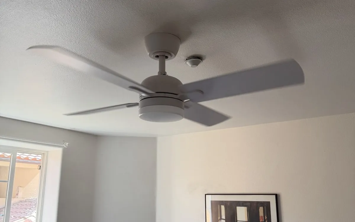 Bedroom ceiling fan installed by Zomg