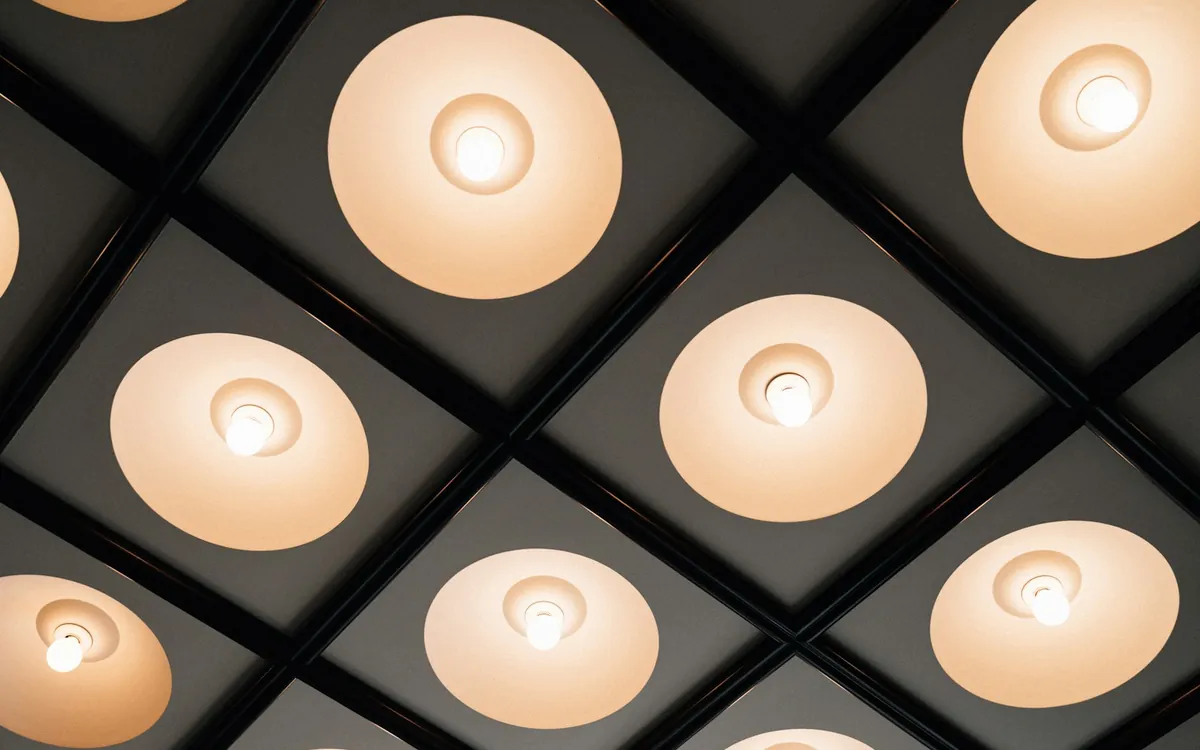 Recessed ceiling lights with warm light