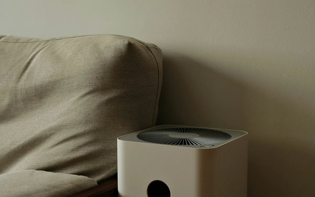 Air purifier running on the floor